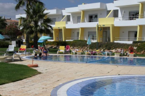  Apartamentos Santa Teresinha  Alvor